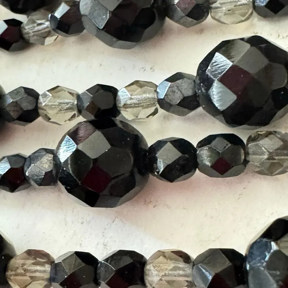 Vintage Black Jet Crystal Choker Necklace Clip Earrings Set Red Rhinestones